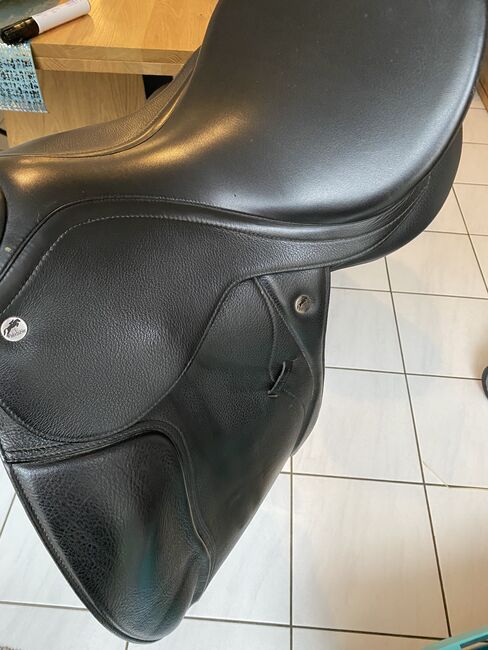 Dressursattel, Kiefer bei Felix Bühler, Sabine Zimmermann , Dressage Saddle, Kriftel , Image 3