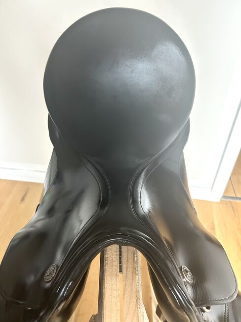 Dressursattel Kieffer 17,5” – Ulla Salzgeber Modell, Kieffer  Dressursattel, Gina-Marie Näser, Dressage Saddle, Gerswalde, Image 3