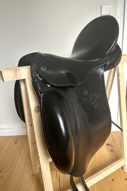 Dressursattel Kieffer 17,5” – Ulla Salzgeber Modell, Kieffer  Dressursattel, Gina-Marie Näser, Dressage Saddle, Gerswalde, Image 2