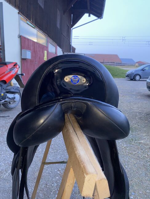 Dressursattel KM 17,5Zoll, KM Dressursattel 17,5Zoll, Christina, Dressage Saddle, Marquartstein , Image 2