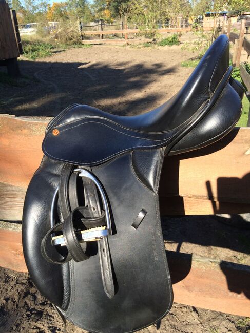 Dressursattel, Krämer Pferdesport Sorrano , Steffi Nallaweg, Dressage Saddle, Berlin, Image 6