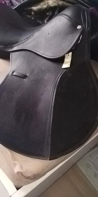 Dressur Sattel Neu 17zoll Mittlere Kammer, Miri, Dressage Saddle, Köln, Image 6