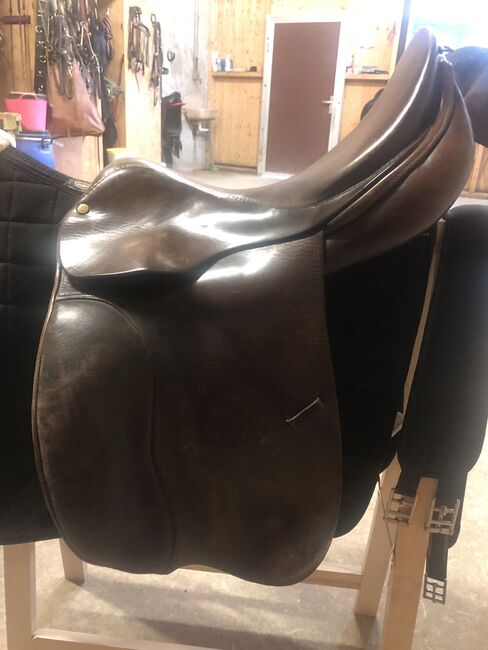 Dressursattel zu Verschenken, Savannah Lee Steiner, Dressage Saddle, Lyss, Image 2