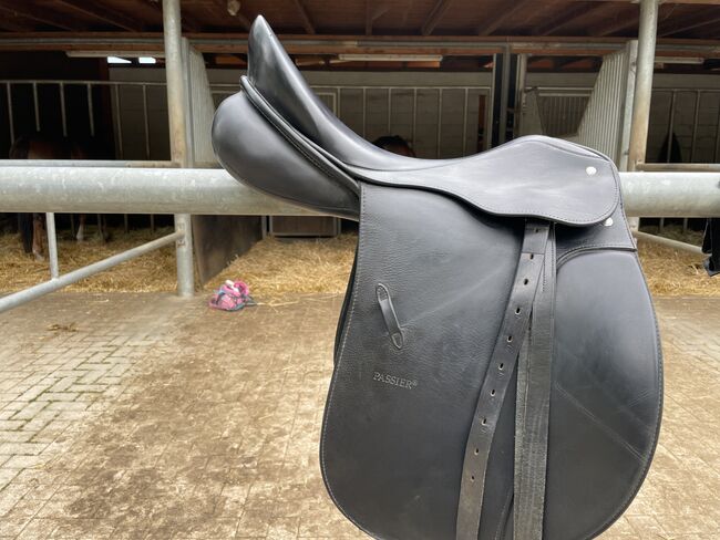 Dressursattel Passier, Passier Anja Beran , Anna Köckemann, Dressage Saddle, Clausthal-Zellerfeld, Image 4