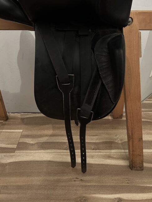 Dressursattel Passier weite Kammer 17,5 verbr. Kopfeisen Friese, Passier GT D, Aki , Dressage Saddle, Edemissen, Image 5