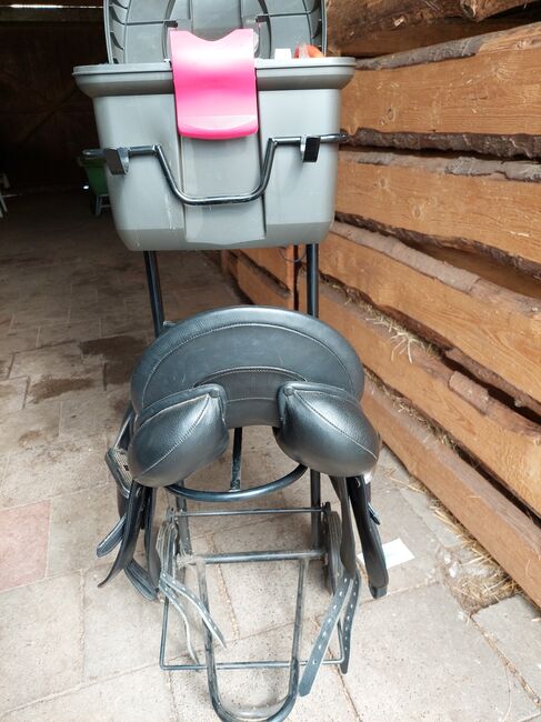 Dressursattel, Philipp Fontaine  Dressursattel , Robran, Judith , Dressage Saddle, Schiffdorf, Image 4