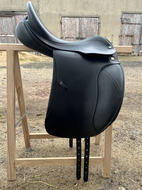 Dressursattel Prestige Milano 17/32, Prestige Milano, Stefanie Walter, Dressage Saddle, Leipzig, Image 4