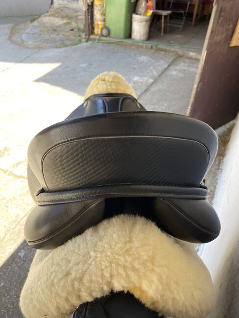 Dressursattel Schuhmacher Solution, Schuhmacher Solution, Leonie Pfneiszl, Dressage Saddle, Unter-Danegg, Image 2