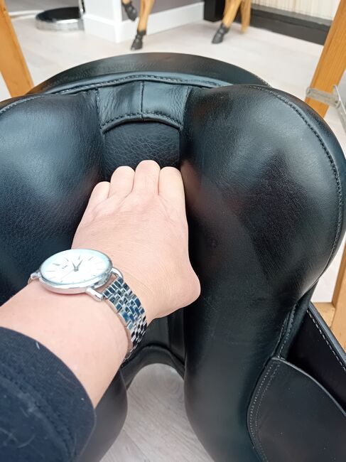Dressuurzadel Seaɓis Catagena Pro 18", Seabis  Catagena Pro, Silvia , Dressage Saddle, Berlicum , Image 11