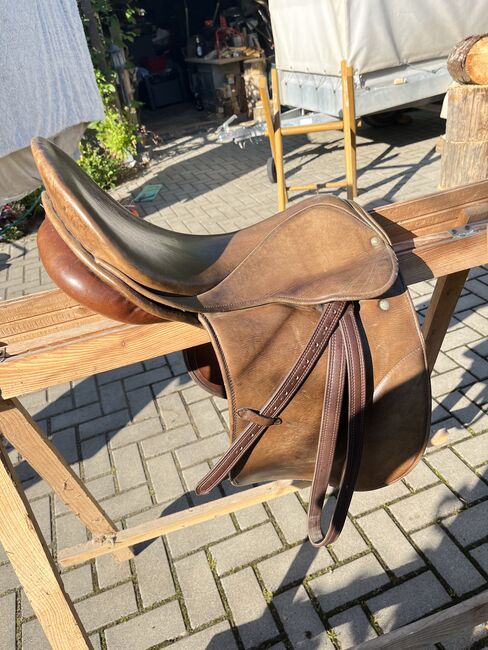 Dressursattel Stübben Krefeld 17,5 Zoll, Stübben Krefeld, Alicia Roeder, Dressage Saddle, Oelsnitz, Image 3