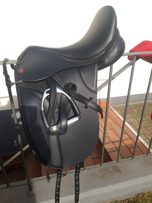 Dressursattel - T8 Thorowgood, Thorowgood  T8, S.Wirtz, Dressage Saddle, Jülich, Image 6