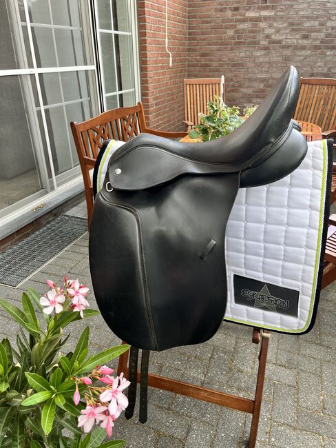 Dressursattel Thorowgood, Thorowgood  T6, Nadine Schöne, Dressage Saddle, Wassenberg