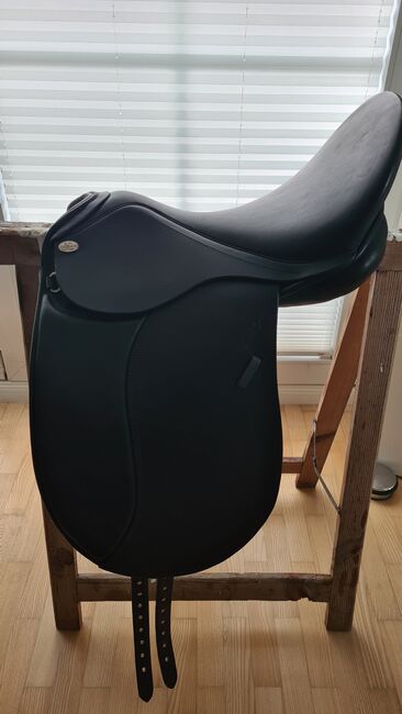 Dressursattel von Jorge Canaves - Saphir in 18 Zoll/31 Kammer ***NEU***, Jorge Canaves  Saphir , Mareike Burmester , Dressage Saddle, Brietlingen