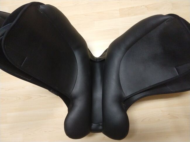 Dressursattel Zeus von HKM, HKM Dressursattel, Kerstin Hess, Dressage Saddle, Thaleischweiler-Fröschen, Image 4