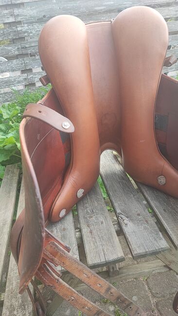 Dressursattel Sommer Athen Esprit, Sommer  Athen Esprit, Dressur , C. Klein, Dressage Saddle, Kiel, Image 3