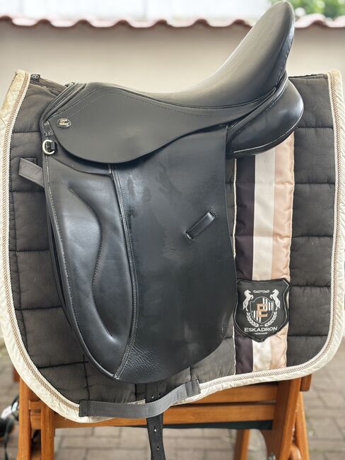 Dressursattel 16,5, Horka Florestan, LM, Dressage Saddle, Nienburg saale, Image 3