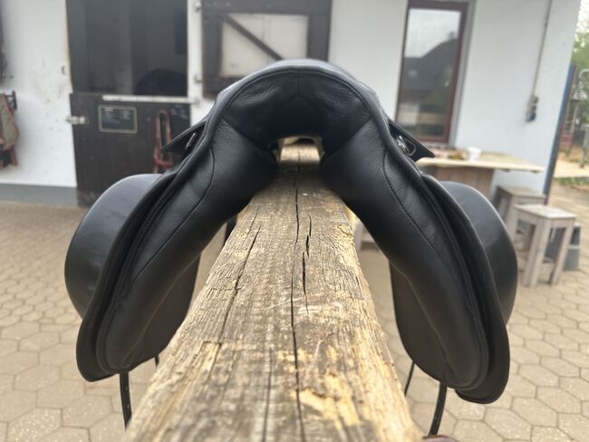 Dressursattel 17,5” Andante KN Karl Niedersüß, Karl Niedersüß  Andante , Zara, Dressage Saddle, Allersberg , Image 3