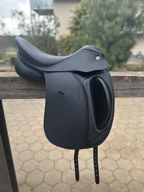 Dressursattel 17,5” Andante KN Karl Niedersüß, Karl Niedersüß  Andante , Zara, Dressage Saddle, Allersberg , Image 2