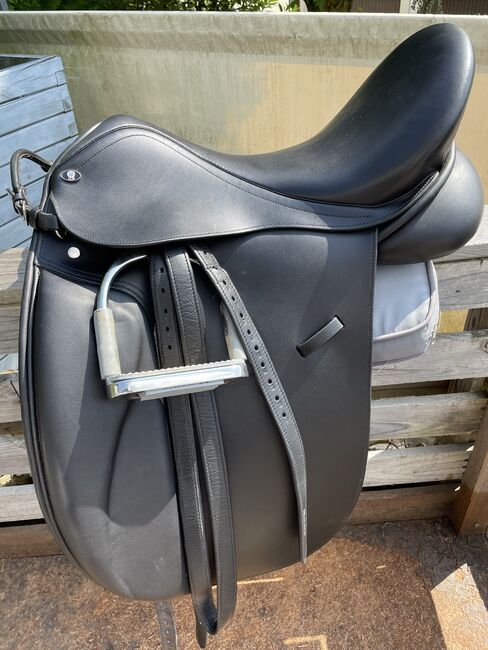 Dressursattel 17,5 wie neu, Waldhausen  Premium , Stefanie Romeyke , Dressage Saddle, Diedorf , Image 3