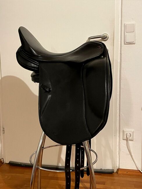 Dressursattel 17.5" SOMMER REMOS Musica, SOMMER REMOS, Eckhardt Vogler, Dressage Saddle, Mannheim