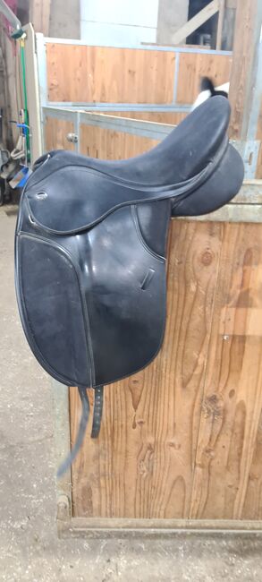 Dressursattel 17,5 ", Thorowgood , Barbara Tiefenthaler , Dressage Saddle, Burgstall , Image 4