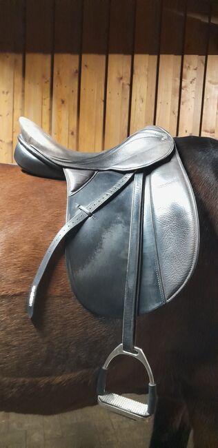 Dressursattel 17/17,5 Zoll, Kasur Spezial Dressursattel 17/17,5 Zoll, M. Schiemenz , Dressage Saddle, Jessen (Elster) Gorsdorf-Hemsendorf