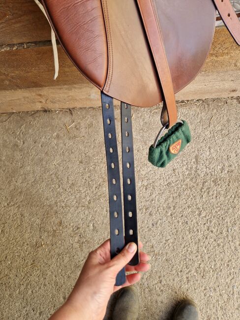Dressursattel 17,5 Zoll wie Sommer, mona, Dressage Saddle, Petershausen, Image 4