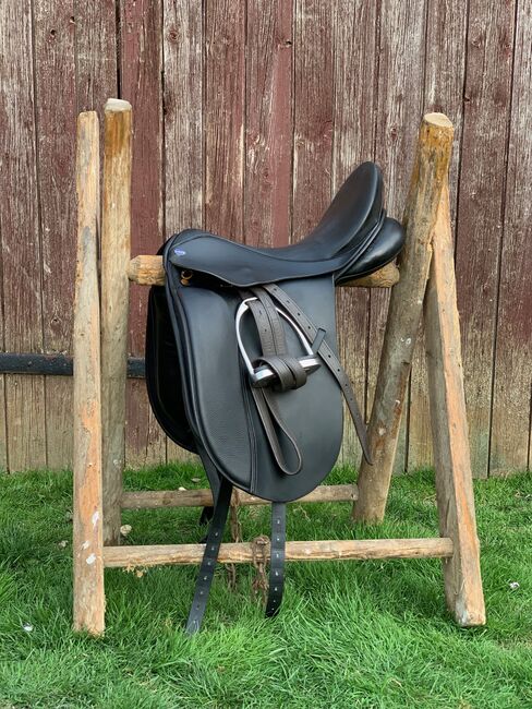 Dressursattel 17" Euroriding Diamant, Prestige Diamant, Laura Feist, Dressage Saddle, Weimar, Image 4