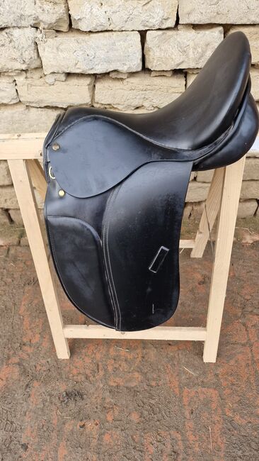 Dressursattel 17 Zoll, EquiBette, Ellie, Dressage Saddle, Bad Münder am Deister, Image 2