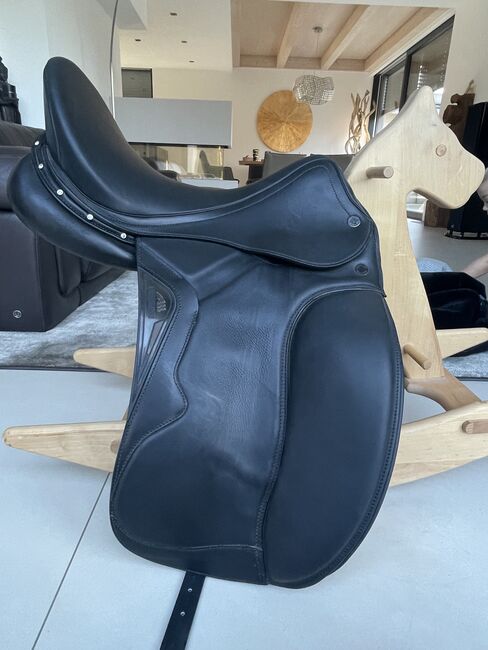 Dressursattel von Equiline kaum genutzt, BJ 2020, Equiline, Daniela Lurz, Dressage Saddle, Grafing 