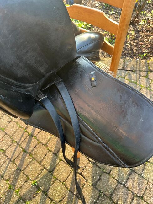 Dressursattel der Marke Stübben Maestoso de luxe in 17 zoll + Zubehör, Stübben  Maestoso de luxe , Elisabeth , Dressage Saddle, Drensteinfurt , Image 10