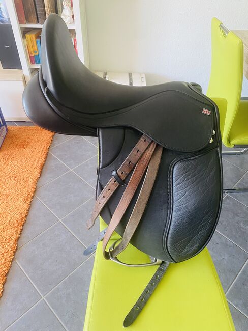 Dressursattel Claridge House sehr gut erhalten, Krämer Claridge House, Julia, Dressage Saddle, Merzenich