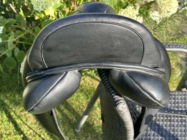 Dressursattel Custom Wolfgang Omni Monoflap weich und bequem, Custom  Wolfgang Omni Monoflap, Strandpferde, Dressage Saddle, Rondeshagen , Image 7