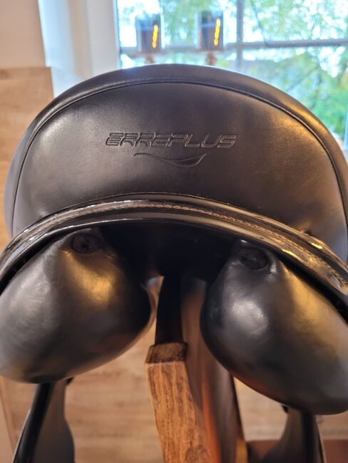 DRESSURSATTEL ERREPLUS DL 17 ZOLL, ERREPLUS  DL, Angela , Dressage Saddle, Flensburg