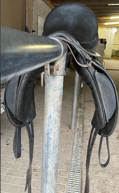 Dressursattel Euroriding Diamant 17“, 31er KW, frisch gepolstert, Euroriding Diamant, Privat, Dressage Saddle, Kleve, Image 3
