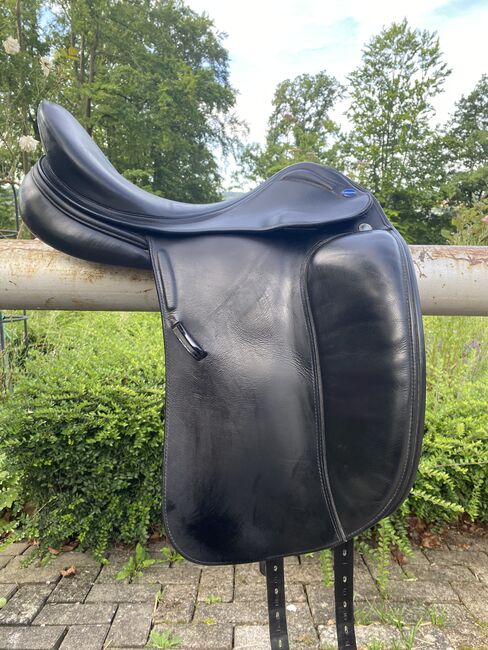 Dressursattel Euroriding Emilio by Prestige 17 Zoll/ 32 Kammer,  Euroriding by Prestige Emilio, H.Aringsmann , Dressage Saddle, Bissendorf, Image 4