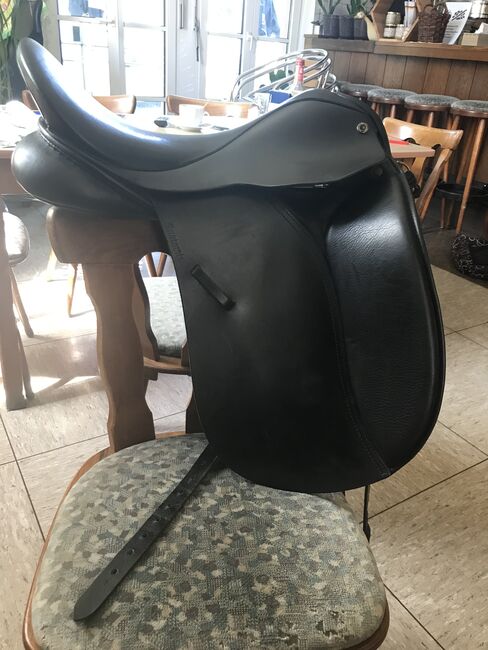 Dressursattel, Hintermayer Atomic, Anna Volpp, Dressage Saddle, Rastatt 