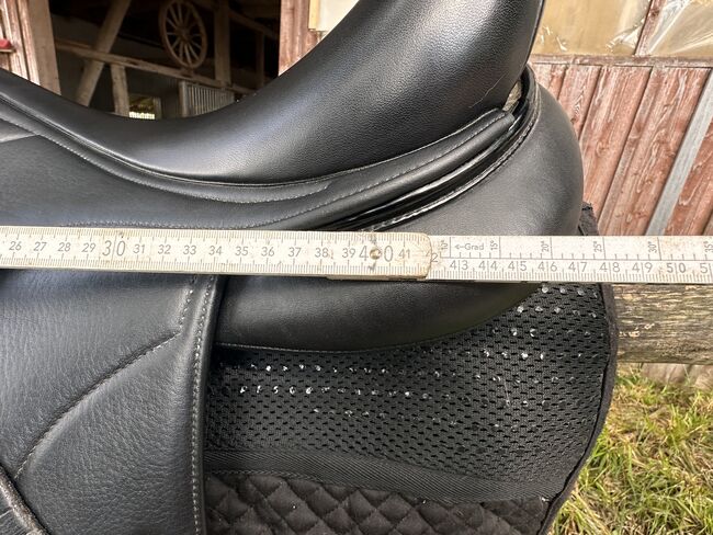Dressursattel Ikonic 17,5 Monoblatt, Ikonic, Liesa, Dressage Saddle, Bregenz, Image 2