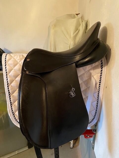 Dressursattel Josef Hildmann 17,5 zoll sehr guter Zustand, Josef Hildmann Grandioso SB, Martina Uta, Dressage Saddle, Elterlein