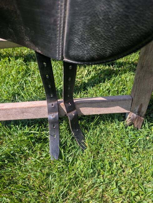 Dressur Sattel Karl Niedersüß, 17,5 Zoll, Karl Niedersüß , Ines, Dressage Saddle, Unterschauersberg, Image 2