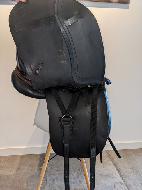 Dressursattel Kavalkade Titania 17,5" 31 KW aus 2021, Kavalkade  Titania , Daniela Bromisch , Dressage Saddle, Rastede, Image 15