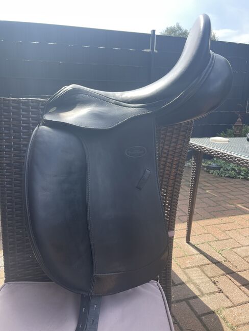 Dressursattel Kentaur Ithaka 17,5 Zoll, Kentaur Ithaka, Neele, Dressage Saddle, Südbrookmerland, Image 10