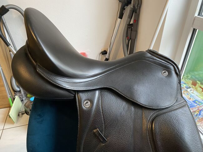 Dressursattel, Kiefer bei Felix Bühler, Sabine Zimmermann , Dressage Saddle, Kriftel , Image 5