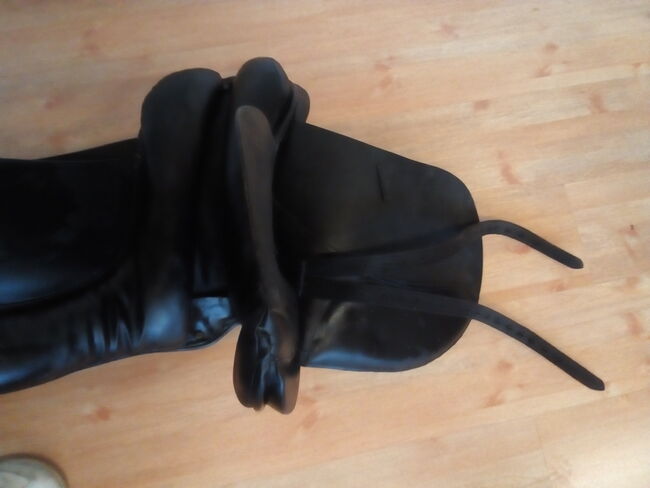 Dressursattel Leder neuwertig, H.B., Dressage Saddle, Rengsdorf, Image 3