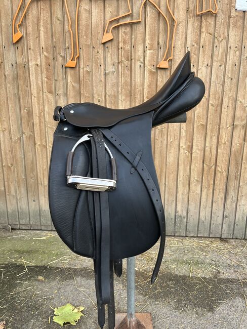 Dressursattel Passier Grand Gilbert, Passier Grand Gilbert, Laura Langanki , Dressage Saddle, Bad Mergentheim 