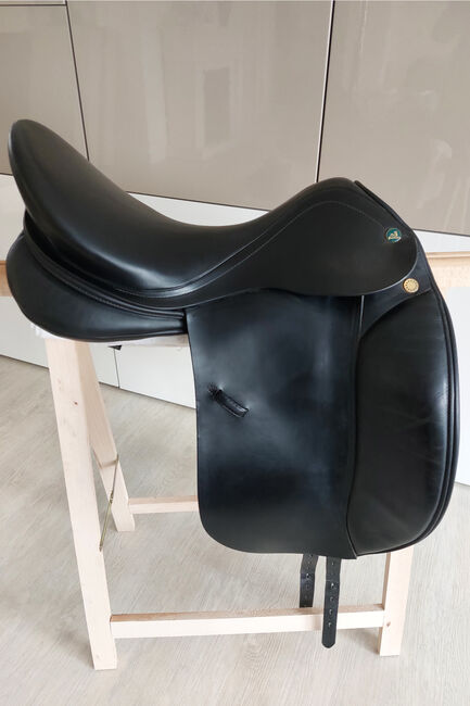 Dressursattel Prestige Modena 18“/ 33er Kammer + Sattelschoner + Kurzgurt, Prestige Modena, N.E., Dressage Saddle, Gütersloh, Image 3