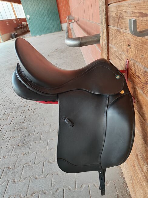 Dressursattel Prestige Modena KW 33 17 Zoll, Prestige  Modena, Janine Meuret , Dressage Saddle, Hattersheim am Main, Image 2