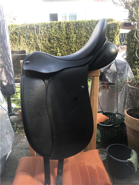 Dressursattel zu verkaufen, Euroriding  Diamant, Julia , Dressage Saddle, Sindelfingen 