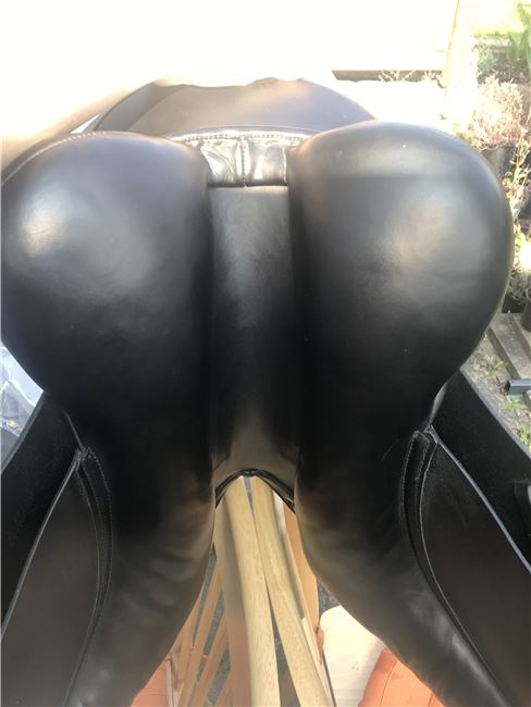 Dressursattel zu verkaufen, Euroriding  Diamant, Julia , Dressage Saddle, Sindelfingen , Image 7
