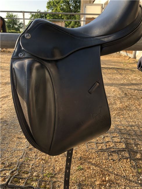 Dressursattel zu verkaufen, Prestige  Dressursattel X Helen Lux Monoblatt , Vanessa Stein, Dressage Saddle, Ostermünchen 